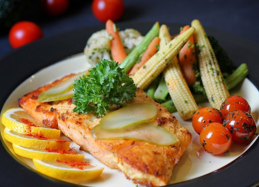 Delicious fish thali at Kundapra Lunch Home – Seafood restaurant Shimoga